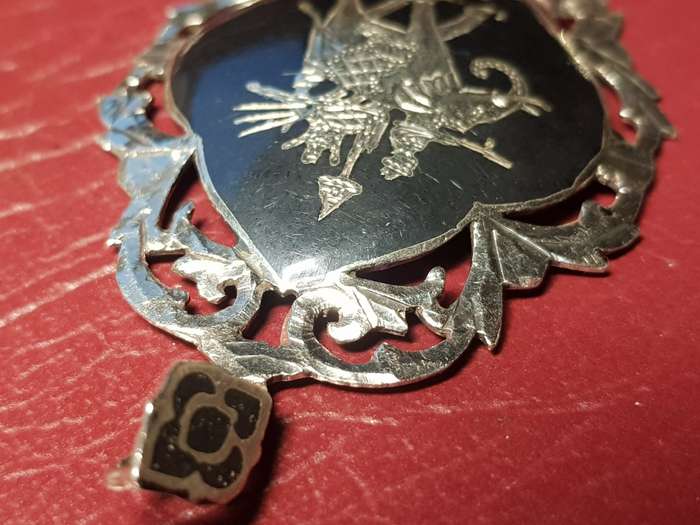 Lovely Genuine Solid Sterling Silver Pendant In Excellent Condition - [8,85 g]