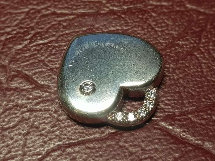 Lovely Genuine Solid Sterling Silver Pendant in Very Good Condition - [2,75 g]