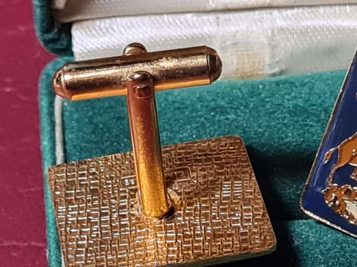 BLOEMFONTEIN CUFFLINKS IN EXCELLENT CONDITION. [20 mm x 20mm]