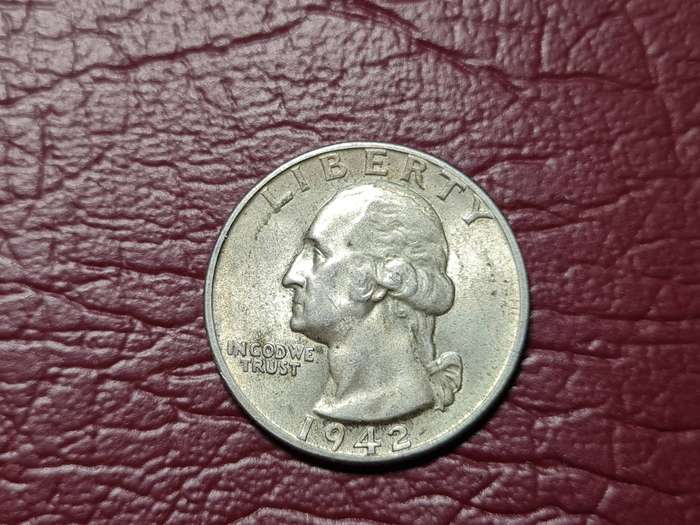 1942 USA Silver Quarter Dollar