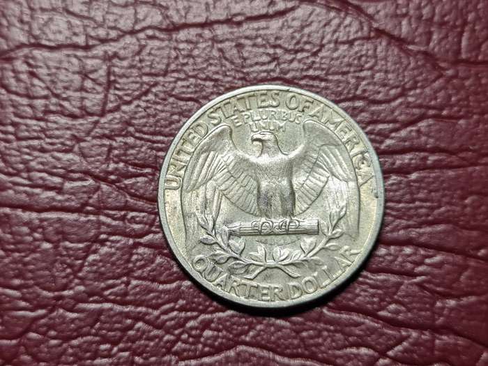 1942 USA Silver Quarter Dollar