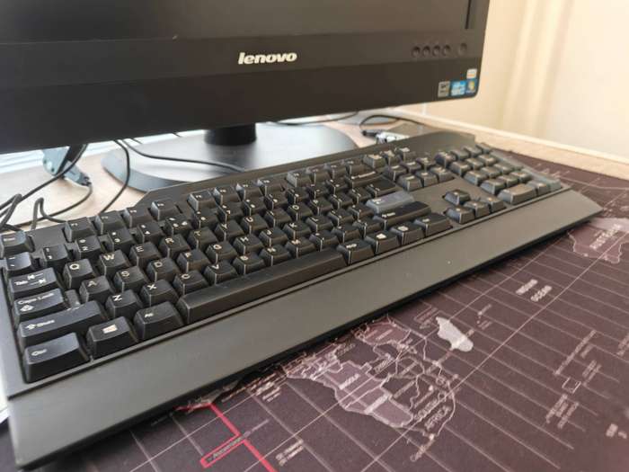 Lenovo all on one desktop second hand