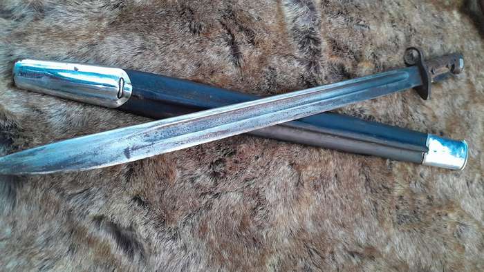 P1907 lee enfield bayonet Damaged