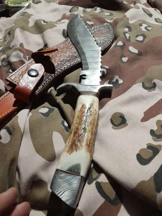 Damascus kukri