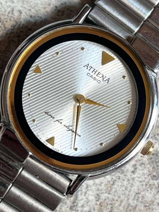 STUNNING CASIO ATHENA LADIES WATCH IN EXCELLENT WORKING CONDITION