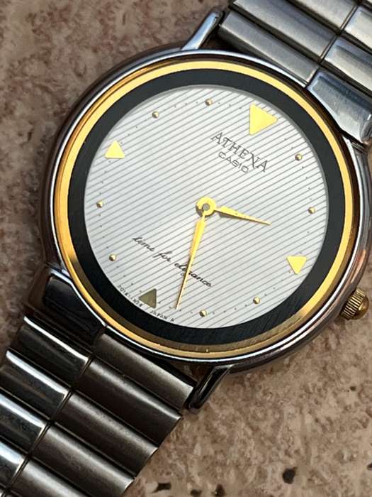 STUNNING CASIO ATHENA LADIES WATCH IN EXCELLENT WORKING CONDITION