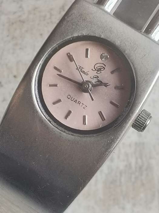 LADIES CHARLES RAYMOND WATCH IN EXCELLENT WORKING CONDITION