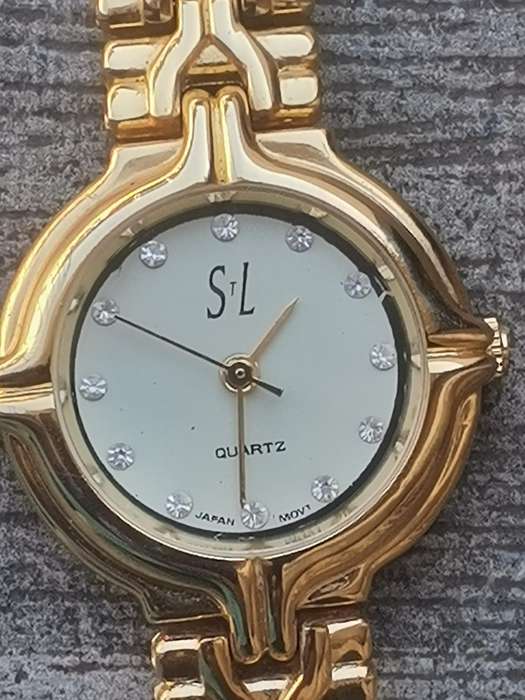 LADIES STL ALL GOLD PLATED WATCH IN EXCELLENT WORKING CONDITION - UNWORN AS GOOD AS NEW