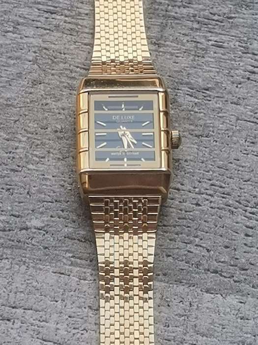 LADIES DE LUXE 18K GOLD PLATED WATCH IN EXCELLENT WORKING CONDITION