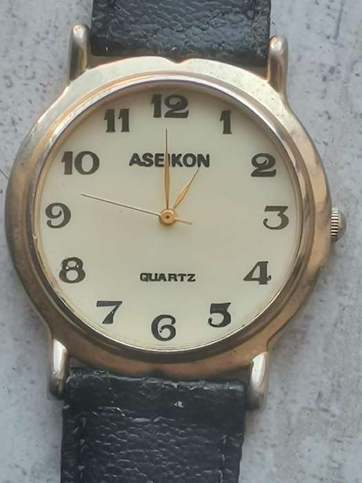 MENS ASEIKON WATCH IN EXCELLENT WORKING CONDITION