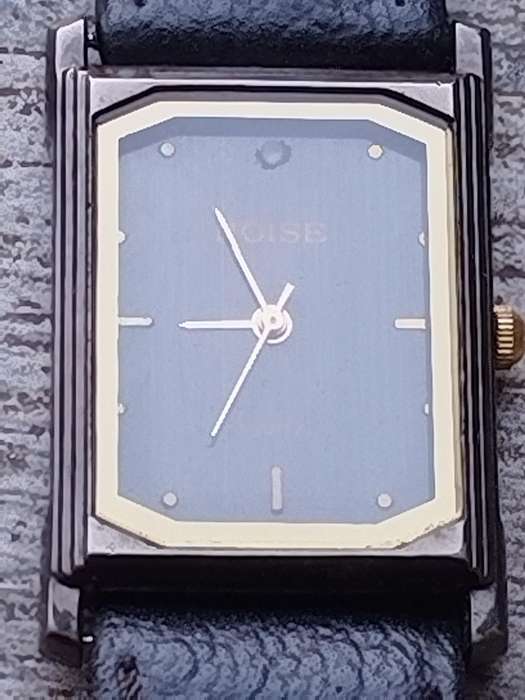 LADIES POISE WATCH IN EXCELLENT WORKING CONDITION