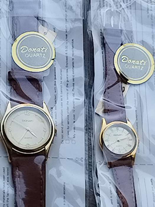HIS AND HERS DONATI WATCH SET BOTH IN EXCELLENT WORKING CONDITION - BIDDING FOR BOTH