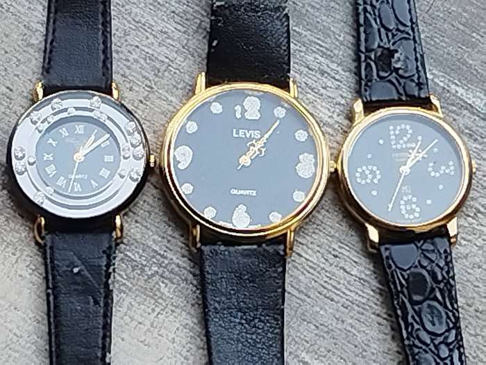 LADIES WATCH COLLECTION ALL IN EXCELLENT WORKING CONDITION - BIDDING FOR ALL 3 WATCHES