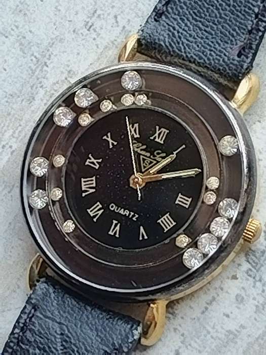 LADIES WATCH COLLECTION ALL IN EXCELLENT WORKING CONDITION - BIDDING FOR ALL 3 WATCHES