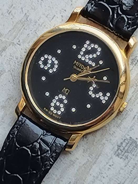 LADIES WATCH COLLECTION ALL IN EXCELLENT WORKING CONDITION - BIDDING FOR ALL 3 WATCHES