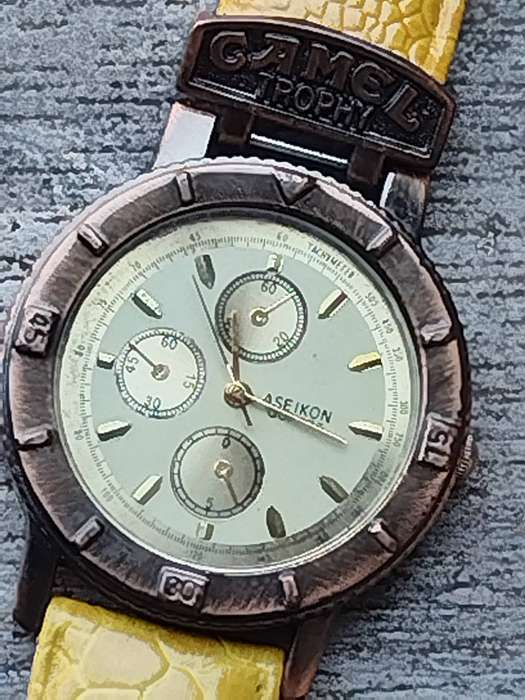 MENS ASEIKON CAMEL TROPHY WATCH IN EXCELLENT WORKING CONDITION