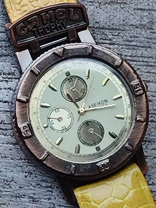MENS ASEIKON CAMEL TROPHY WATCH IN EXCELLENT WORKING CONDITION