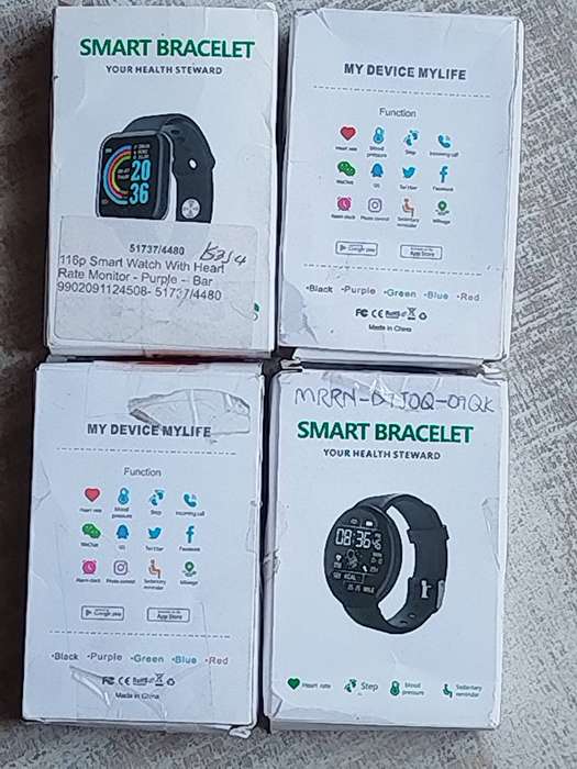 4 x SMART WATCHES IN BOXES - BIDDING FOR ALL 4 WATCHES WINNER TAKES ALL