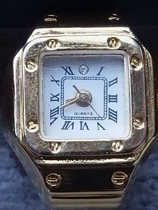 MENS VINTAGE GOLD PLATED RING WATCH IN EXCELLENT WORKING CONDITION