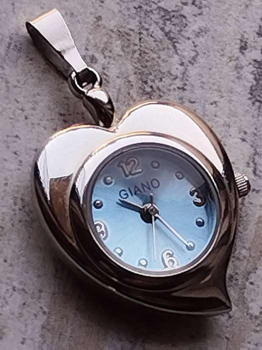 LADIES GIANO WATCH PENDANT IN EXCELLENT WORKING CONDITION