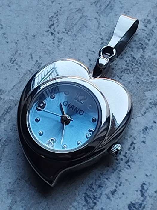 LADIES GIANO WATCH PENDANT IN EXCELLENT WORKING CONDITION