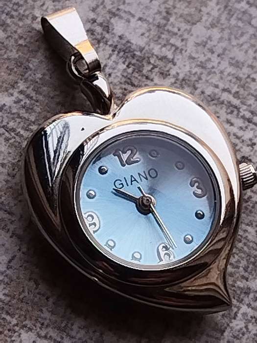 LADIES GIANO WATCH PENDANT IN EXCELLENT WORKING CONDITION