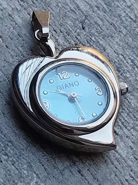 LADIES GIANO WATCH PENDANT IN EXCELLENT WORKING CONDITION