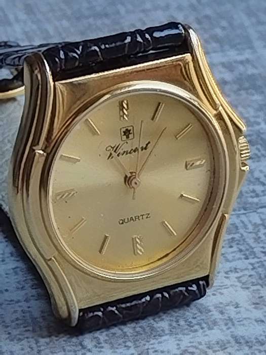 MENS VINTAGE WINCENT GOLD WATCH IN EXCELLENT WORKING CONDITION