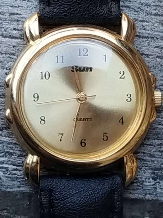 MENS VINTAGE SUN GOLD WATCH SET BOTH IN EXCELLENT WORKING CONDITION - BIDDING FOR BOTH WATCHES