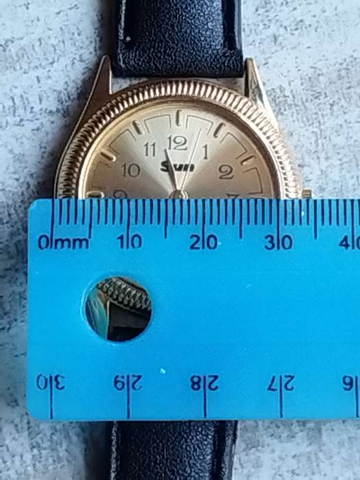 MENS VINTAGE SUN GOLD WATCH SET BOTH IN EXCELLENT WORKING CONDITION - BIDDING FOR BOTH WATCHES