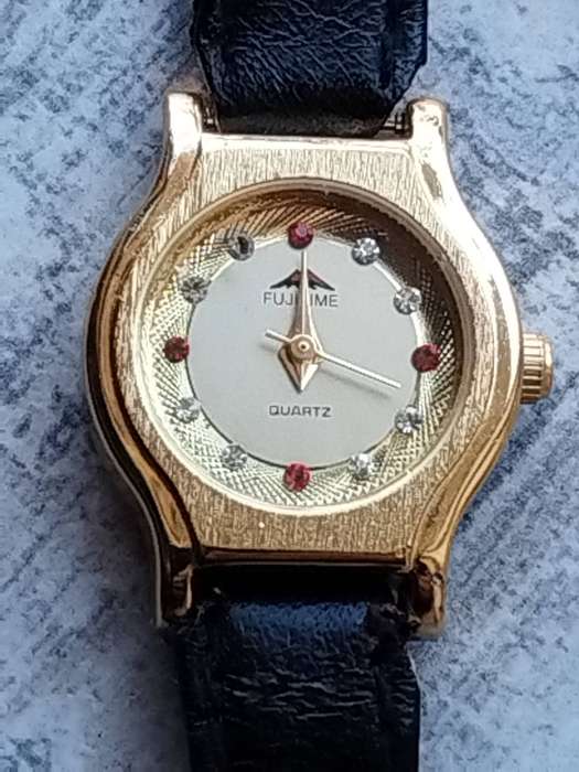 LADIES WATCH COLLECTION ALL IN EXCELLENT WORKING CONDITION - BIDDING FOR ALL 3 WATCHES