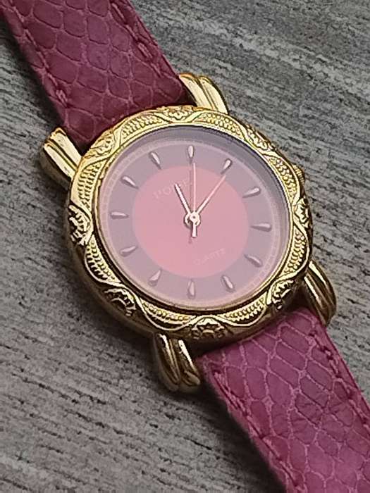 LADIES GOLD POISE WATCH WITH STUNNING PINK STRAP IN EXCELLENT WORKING CONDITION