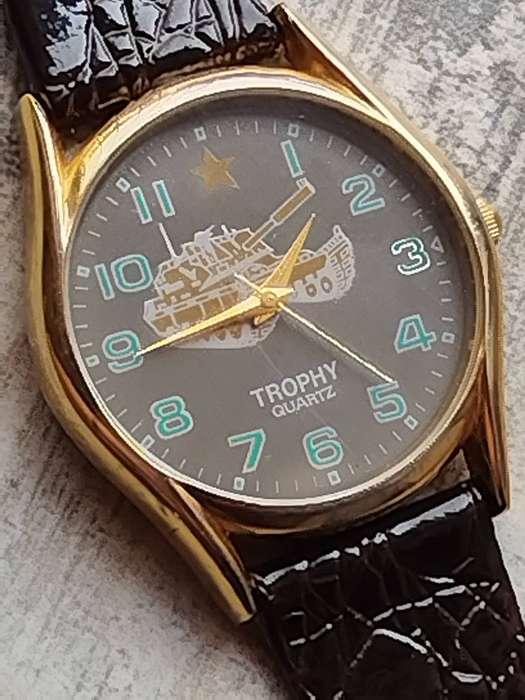 MENS TROPHY CANON QUARTZ GOLD PLATED WATCH IN EXCELLENT WORKING CONDITION