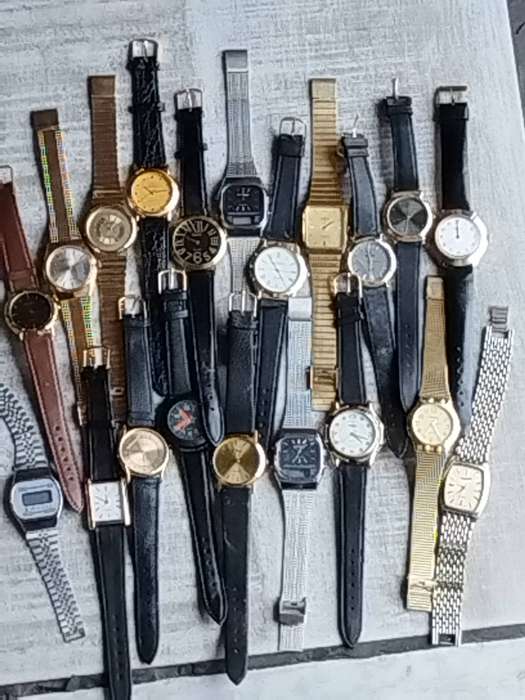 MENS WATCH COLLECTION FOR SPARES OR REPAIRS ALL COMPLETE WITH STRAPS - BIDDING FOR ALL 20 PIECES