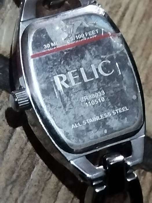 6 X LADIES RELIC BY FOSSIL  WATCHES - NOT WORKING BIDDING FOR ALL 6 WATCHES