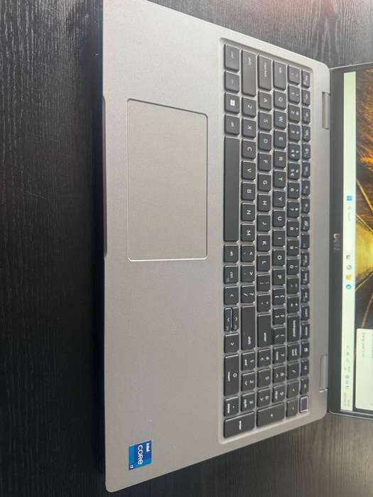 DELL 5520 11th Gen i7 16Gb DDR4 512Gb SSD 15.6" FHD WIN11