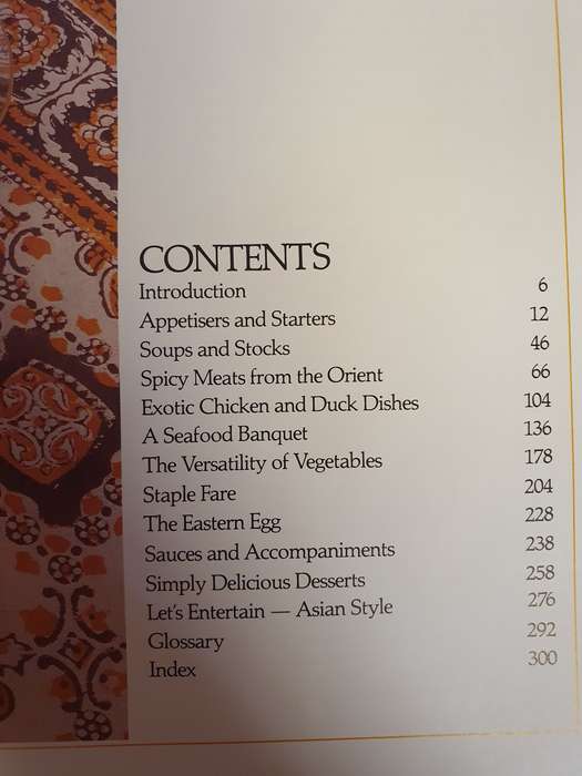 Taste of The Orient - Over 200 recipes from China, India, Indonesia, Japan, Korea (Hardcover)