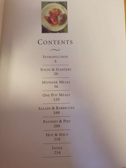 Best-Ever Chicken (200 Step-by-step Chicken Recipes) Linda Fraser  (Hardcover)