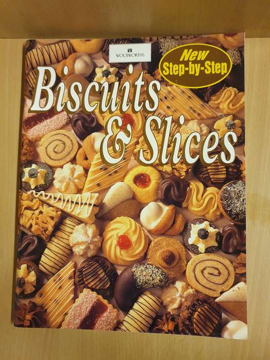 Biscuits & Slices Step-by-Step  (Paperback)