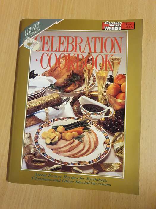 The Australian Women`s Weekly - Celebration Cookbook (Paperback)