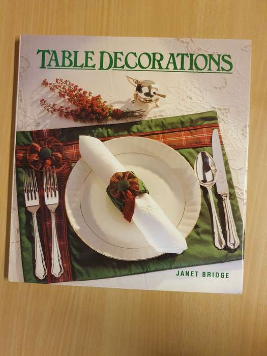 Table Decorations : Janet Bridge  (Hardcover)