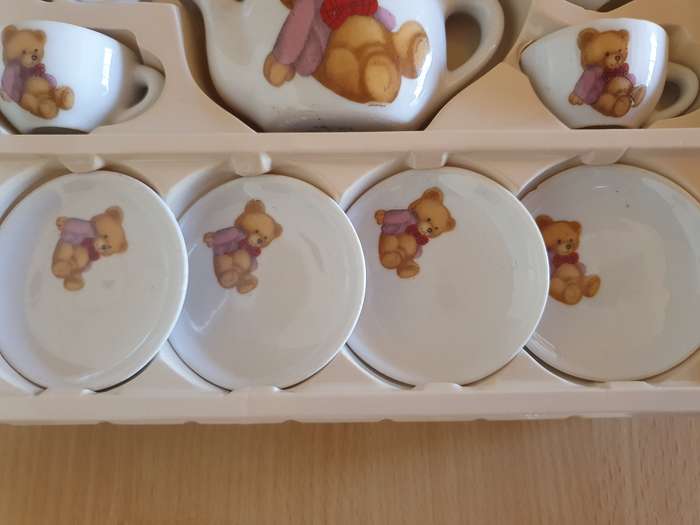 13 Piece Teddy Bear Teaset  (Dollhouse)
