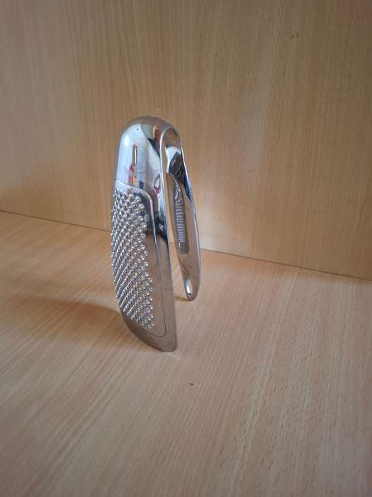 Stainless Steel Grater  (17cm x 10cm)