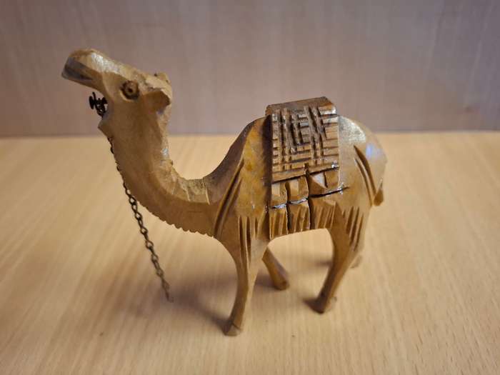 Wooden Camel Figurine  (11cm x 9cm)