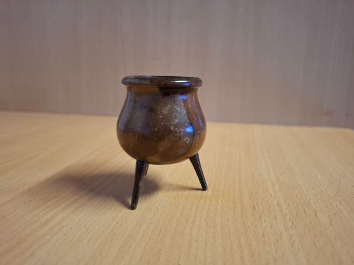 Small Round Wooden Potjie Pot Ornament - height 6cm width 4cm