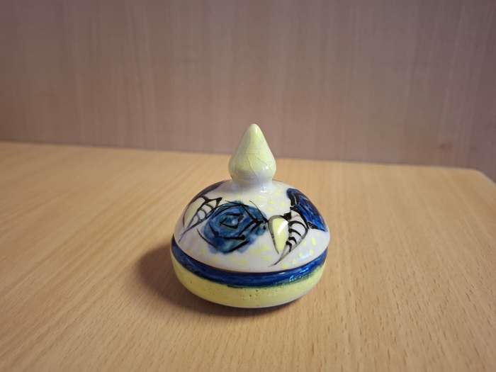 Small Ceramic Lidded Trinket Holder - width 6cm height 7cm