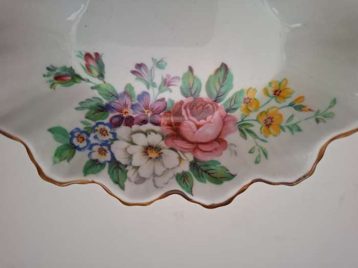 Floral Paragon Fine Bone China Trinket Dish (12cm x 8cm)