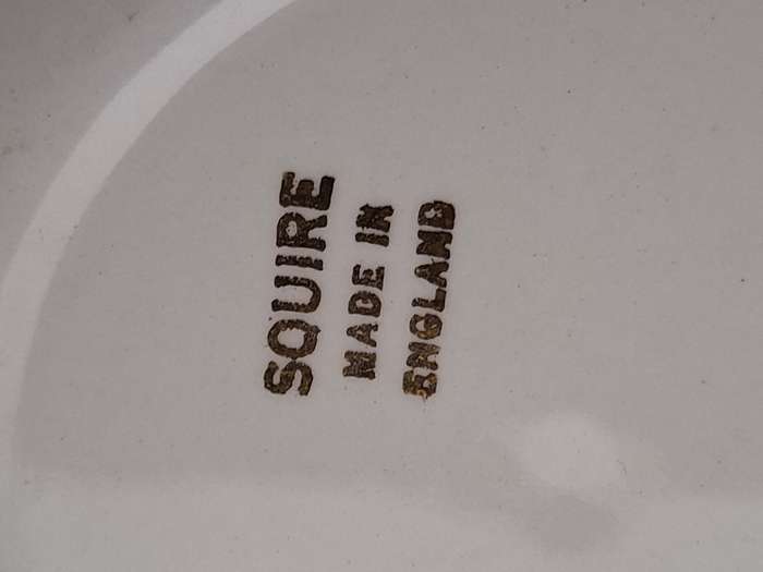 Souvenir Plate - Houses of Parliment and Big Ben Plate - 12cm x 12cm