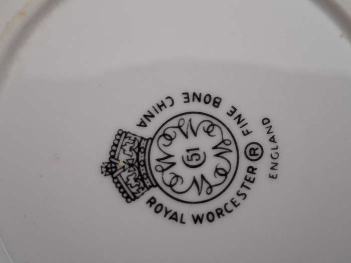 Royal Worcester Fine Bone China Pin Dish - width 10cm