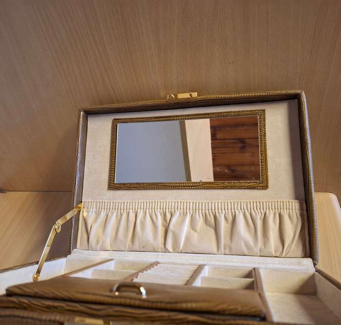 Jewellery Box Organiser with Mirror